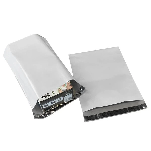 Lavex 11" x 4" x 13" 2.5 Mil White Water-Resistant Tear-Proof Expandable Polyethylene Mailer with Tamper-Evident Adhesive Closure - 500/Case