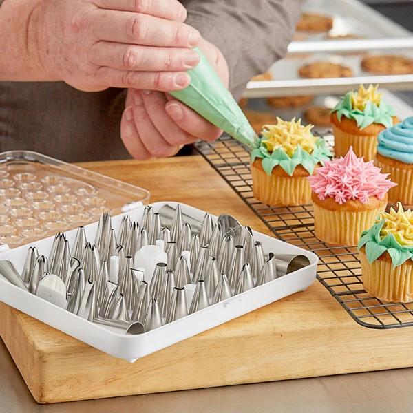 Choice 52-Piece Stainless Steel Piping Tip Decorating Set