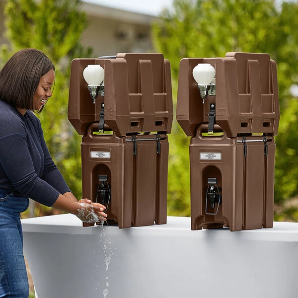 Cambro 2.5 Gallon Dark Brown Portable Handwash Station with Soap and Roll Paper Towel Dispenser