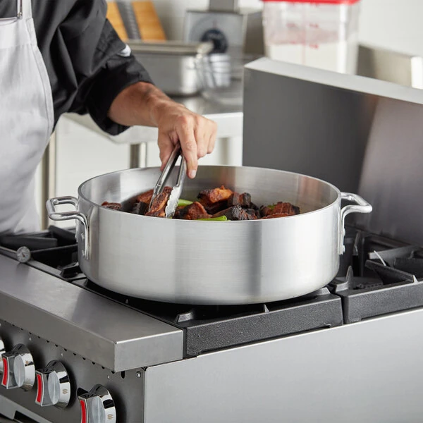 Choice 18 Qt. Standard Weight Aluminum Brazier with Cover
