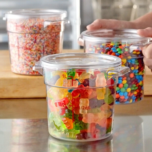 Choice 1 Qt. Clear Round Polycarbonate Food Storage Container with Lid - 12/Case