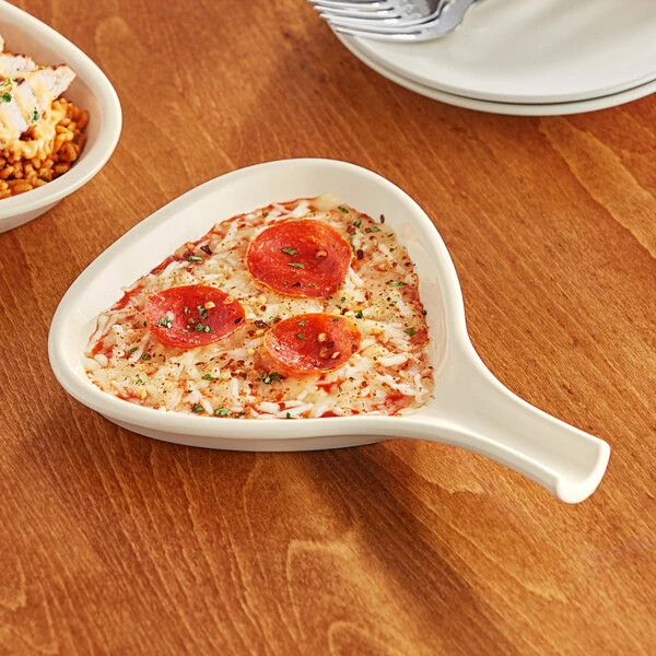 Acopa 10 oz. Ivory Stoneware Fry Pan Server - 12/Case