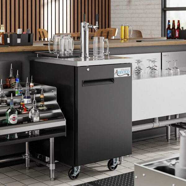 Avantco UDD-1-HC Double Tap Kegerator Beer Dispenser - Black, (1) 1/2 Keg Capacity