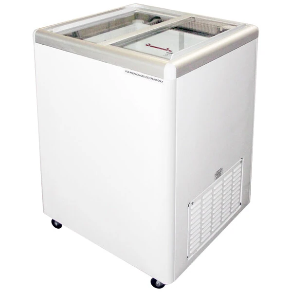 Excellence EURO-5HC Ice Cream Flat Lid Display Freezer - 5 cu. ft.