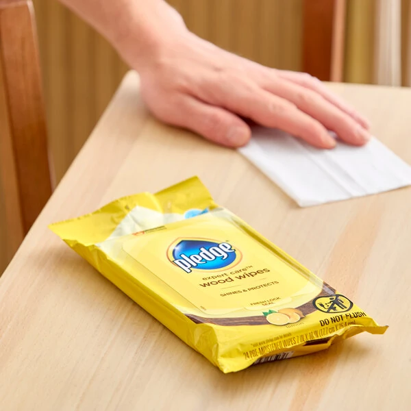 SC Johnson Pledge® Expert Care 336297 7" x 10" 24-Count Lemon Wood Wipes - 12/Case