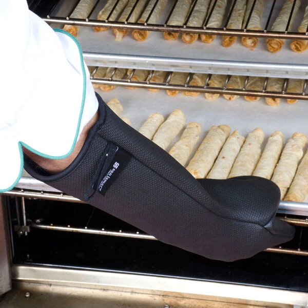 San Jamar UPM15BK 15" UltiGrips® Puppet Style Oven Mitt