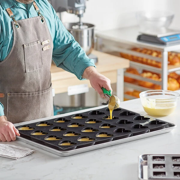 Pavoni Pavoflex 24 Compartment Love Silicone Baking Mold PX032 - 3 1/16 inch x 3 1/16 inch x 1 5/16 inch Cavities