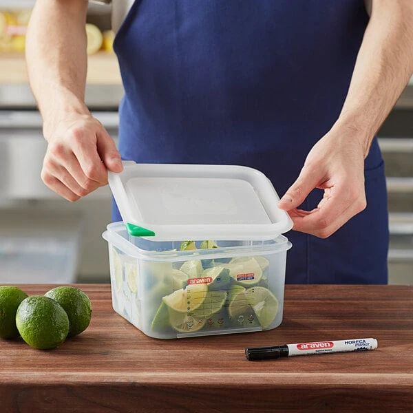 Araven 2.1 Qt. Translucent Square Polypropylene Food Storage Container with Airtight Lid