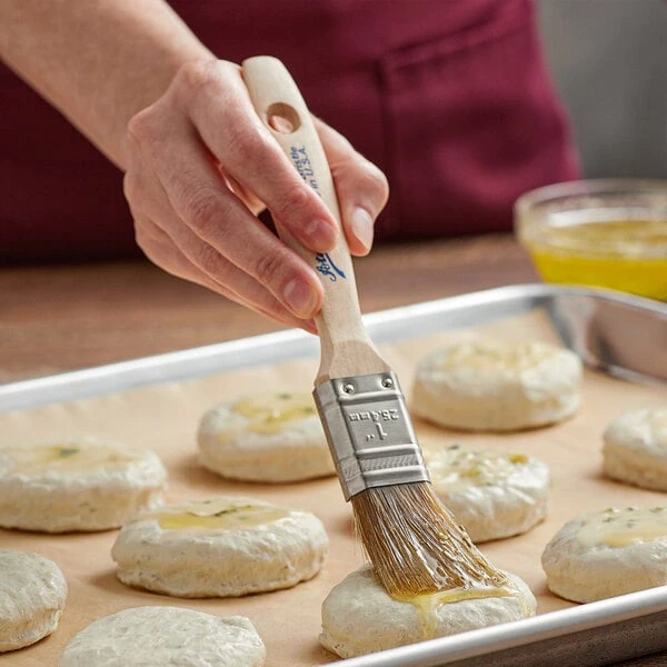 Ateco 60010 1"W Boar Bristle Pastry/Basting Brush