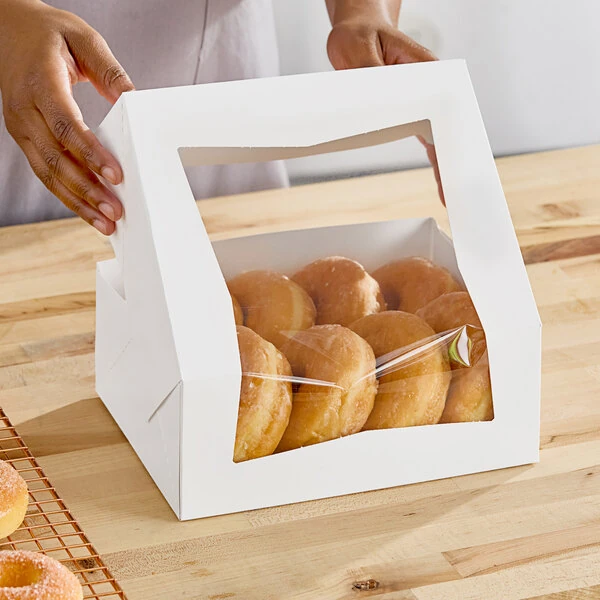 Southern Champion 9" x 7" x 3 1/2" White Automatic Window Donut / Bakery Box - 200/Case