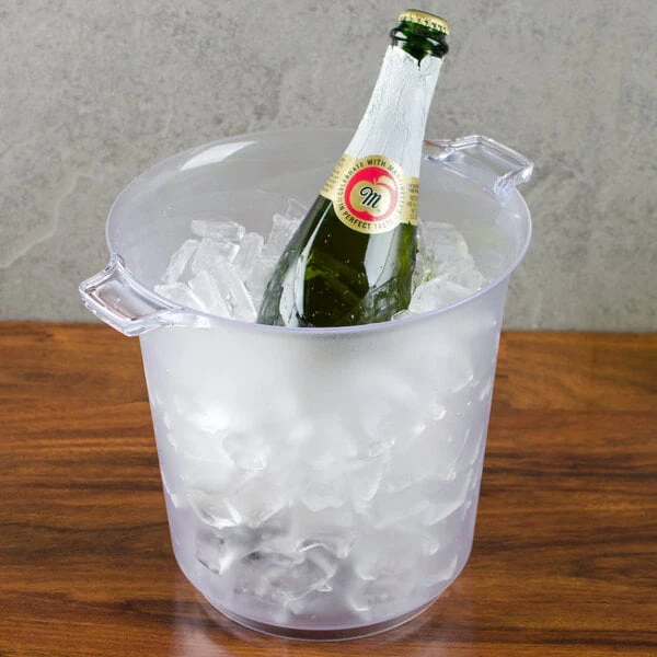 Fineline Platter Pleasers 3403 Heavy Duty Disposable Plastic 4 Qt. Wine / Champagne Chiller Ice Bucket