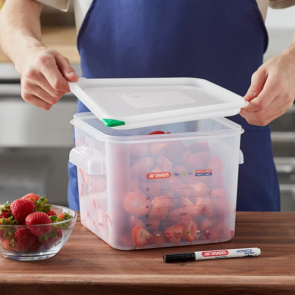 Araven 6.3 Qt. Translucent Square Polypropylene Food Storage Container with Airtight Lid
