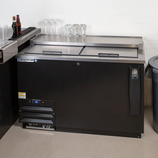 Beverage-Air DW49HC-B-29 50" Black Frosty Brew Deep Well Bottle Cooler