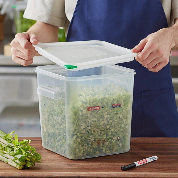 Araven 8.5 Qt. Translucent Square Polypropylene Food Storage Container with Airtight Lid