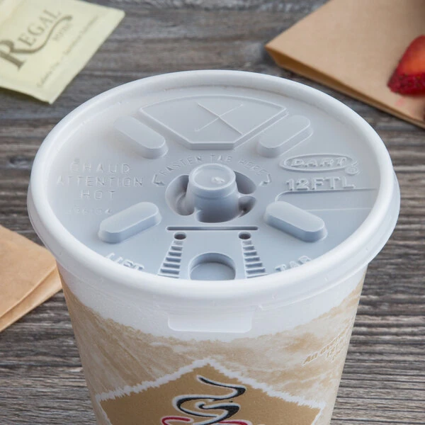 Dart 12FTLS Translucent Lift'N'Lock Lid with Straw Slot - 1,000/Case
