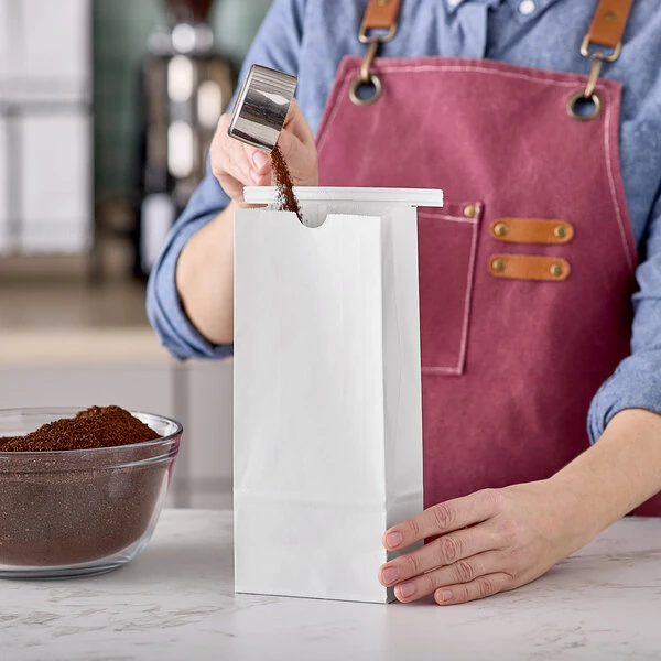 Choice 1 lb. White Customizable Paper Coffee Bag with Reclosable Tin Tie - 1,000/Case