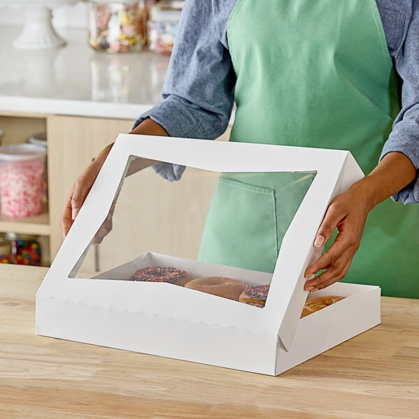 Southern Champion 16" x 12" x 2 1/4" White Automatic Window Donut / Bakery Box - 100/Case