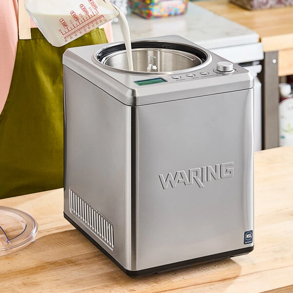 Waring WCIC25 2.5 Qt. Compressor Ice Cream Maker - 120V, 180W