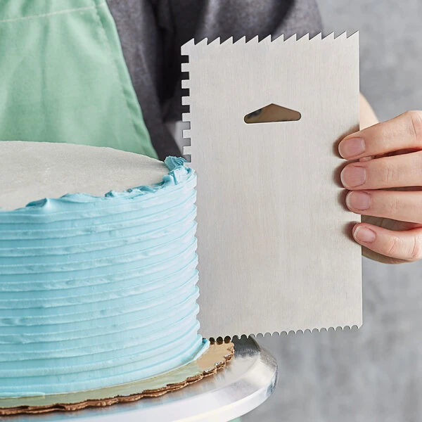 Ateco 1447 Aluminum 6" x 4" Decorating and Icing Comb