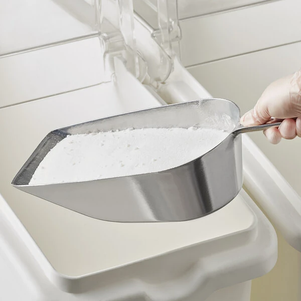 Choice One Piece Flat Bottom Aluminum Scoop - 64 oz.