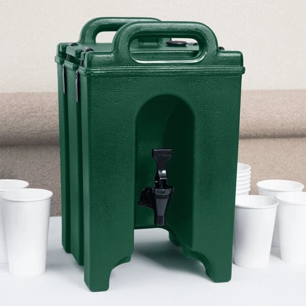 Cambro 100LCD519 Camtainer® 1.5 Gallon Kentucky Green Insulated Beverage Dispenser