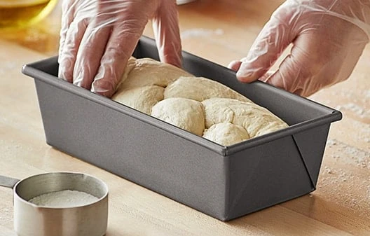 Bread and Loaf Pans