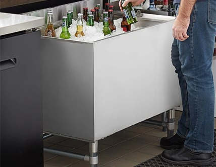 Ice Bin Merchandisers / Coolers